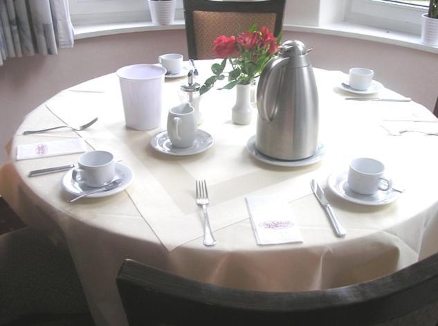 See Schlosshotel Am Kellersee Eutin Exterior foto
